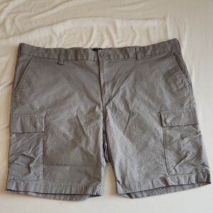 Dockers Men's Light Gray Cargo Shorts